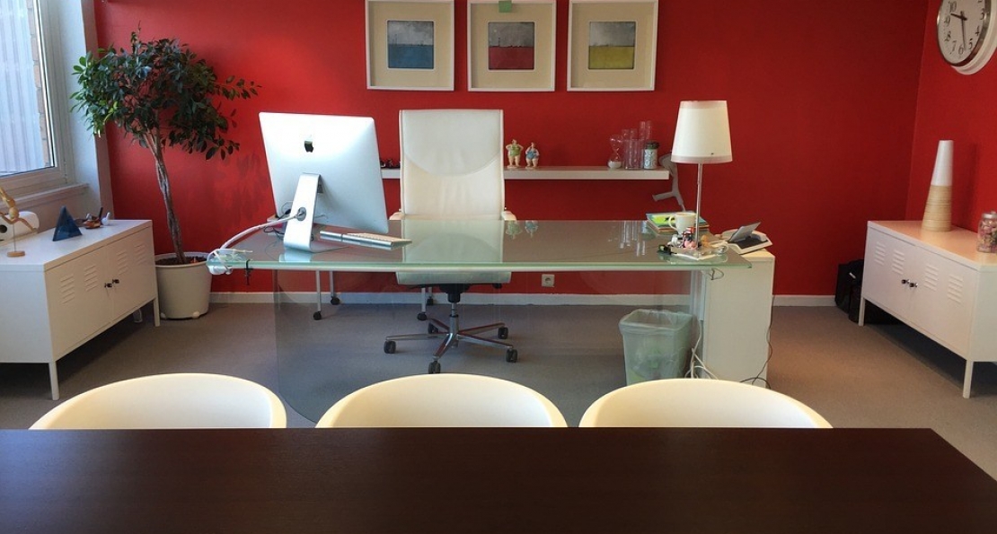 10 Creative modern office paint ideas to spice up the company workspace